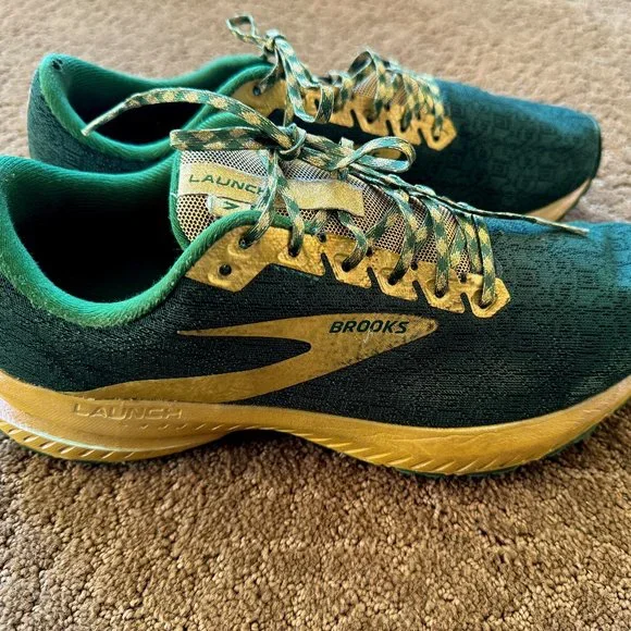 Brooks Launch 7 St. Patrick s Day Men s Size US 9 Women s 10.5